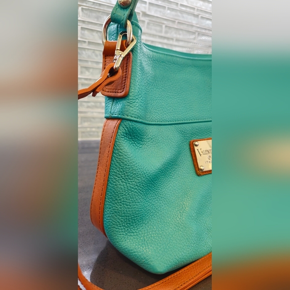 🎀 Valentina Turquoise and Tan Pebble Leather Shoulder Bag with Gold Accents - Picture 16 of 17